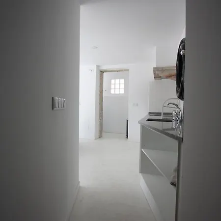 Calcada Nova Do Colegio Ttl335 * リスボン
